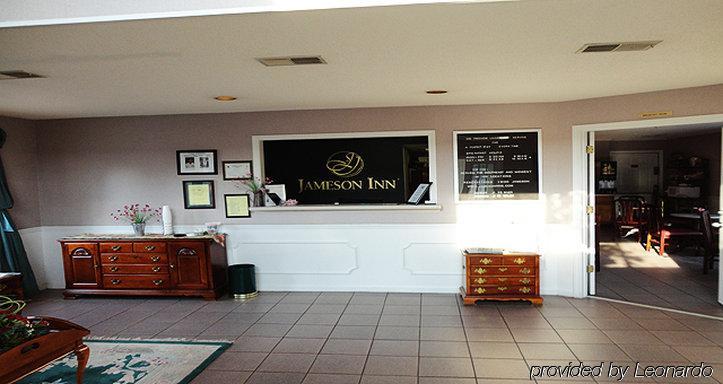 Jameson Inn Winder Interior photo